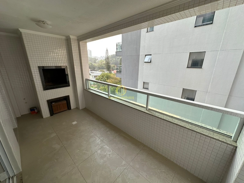 Apartamento no Ed. Emerald na Praia Brava: 4ª foto da galeria de imagens do imóvel