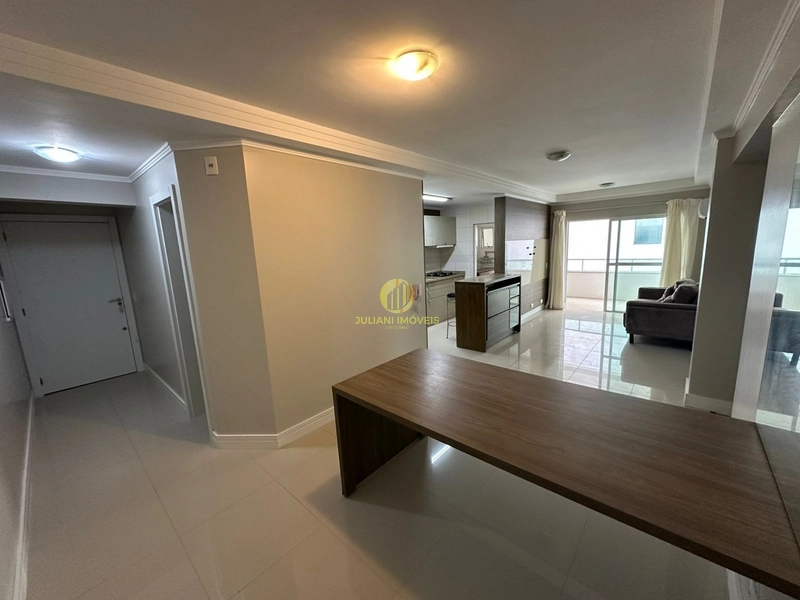 Apartamento no Ed. Emerald na Praia Brava: 6ª foto da galeria de imagens do imóvel