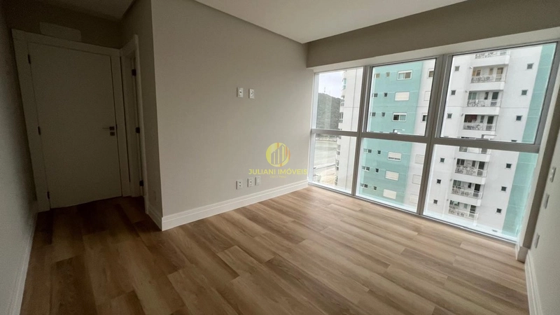 Apartamento no Edifício One Tower: 9ª foto da galeria de imagens do imóvel