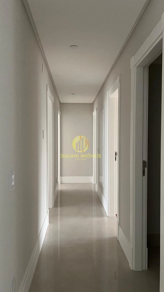 Apartamento no Edifício One Tower: 13ª foto da galeria de imagens do imóvel