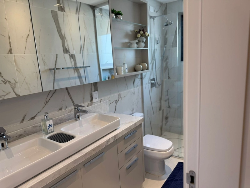Apartamento no Ed. Brava Center Residence a 60m da praia: 10ª foto da galeria de imagens do imóvel