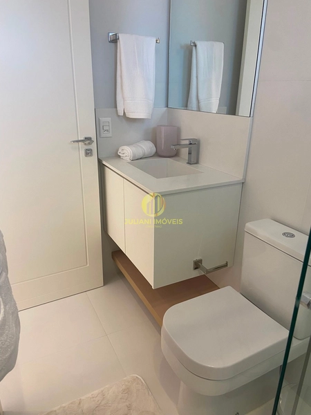 Apartamento mobiliado e decorado à venda no Ed. Ilhas Marianas em Baln: 1ª foto da galeria de imagens do imóvel
