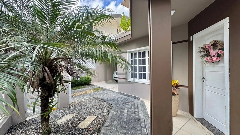 Casa de 4 quartos, no bairro São Luiz, em Brusque | Eu Corretor
