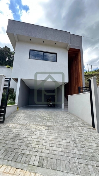 Casa de 3 quartos, no bairro Bateas, em Brusque | Eu Corretor