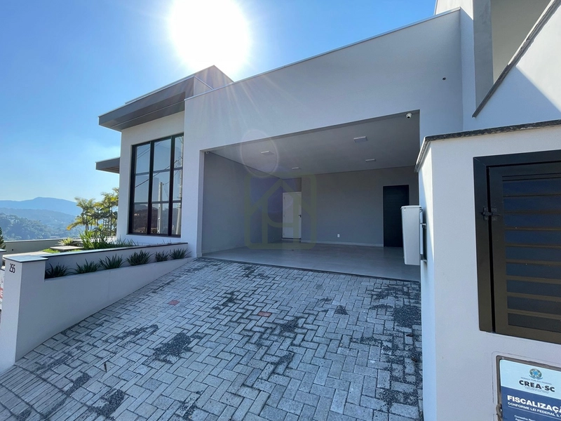 Casa à Venda – Loteamento em Guabiruba Sul: 2ª foto da galeria de imagens do imóvel