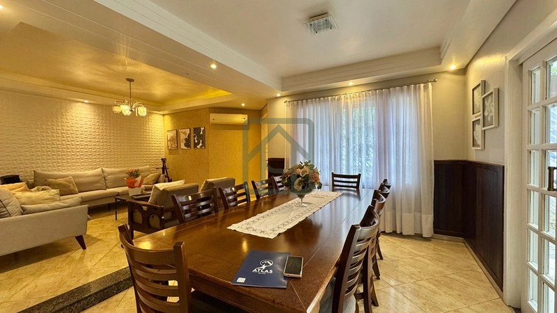 Belíssima Casa à Venda no Bairro São Luiz: 10ª foto da galeria de imagens do imóvel