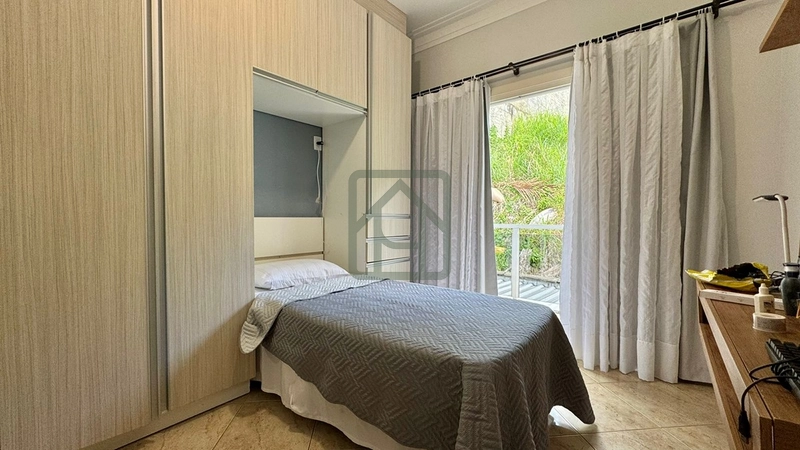 Belíssima Casa à Venda no Bairro São Luiz: 6ª foto da galeria de imagens do imóvel