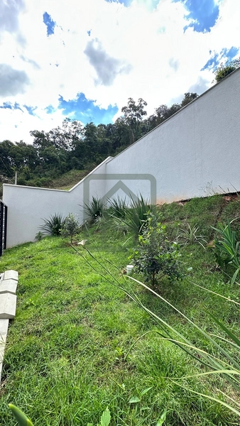 Casa à Venda no Condomínio Recanto da Lua – Bateas, Brusque/SC: 3ª foto da galeria de imagens do imóvel