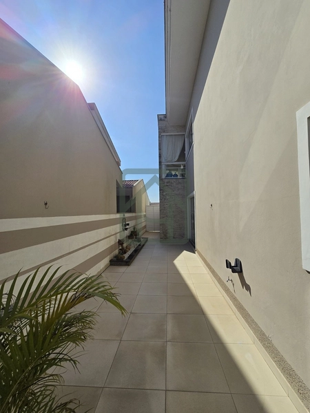 Casa Alto padrão à Venda no Jardim Azaleia: 5ª foto da galeria de imagens do imóvel