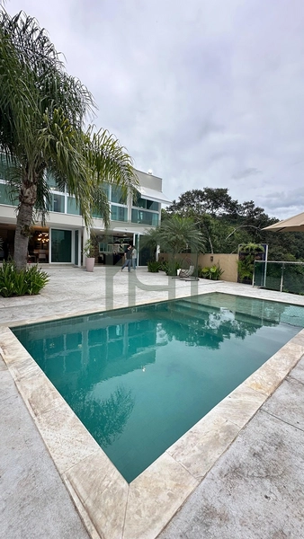 Casa de Alto Padrão no Centro de Brusque: 4ª foto da galeria de imagens do imóvel