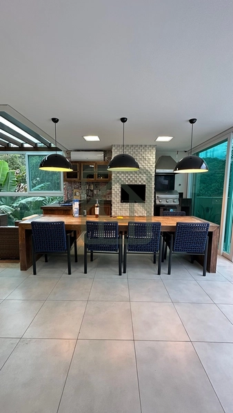 Casa de Alto Padrão no Centro de Brusque: 11ª foto da galeria de imagens do imóvel