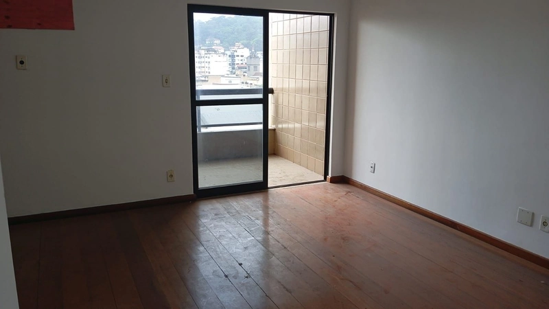 🌱 Apartamento com 3 quartos sendo 1 suite no centro de Barra do Piraí: 1ª foto da galeria de imagens do imóvel