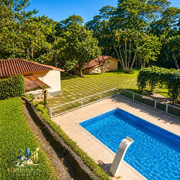 🏡 Chácara à Venda em Ipiabas – 8 Quartos, Lago, Piscina e Estrutura Completa: 2ª foto da galeria de imagens do imóvel