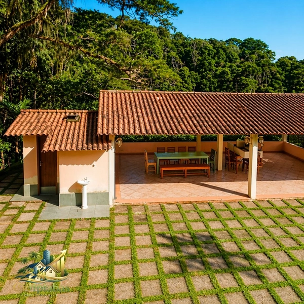 🏡 Chácara à Venda em Ipiabas – 8 Quartos, Lago, Piscina e Estrutura Completa: 14ª foto da galeria de imagens do imóvel