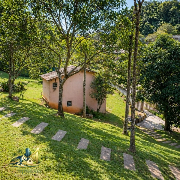 🏡 Chácara à Venda em Ipiabas – 8 Quartos, Lago, Piscina e Estrutura Completa: 27ª foto da galeria de imagens do imóvel