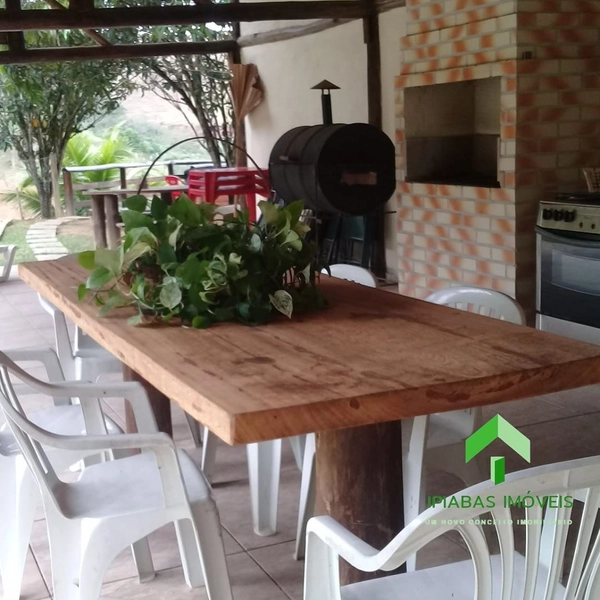 🌱 Sitio a venda em Ipiabas, Sede com 4 Quartos, 2 Suites, Piscina e Área Gourmet com 20.000 m2.: 19ª foto da galeria de imagens do imóvel