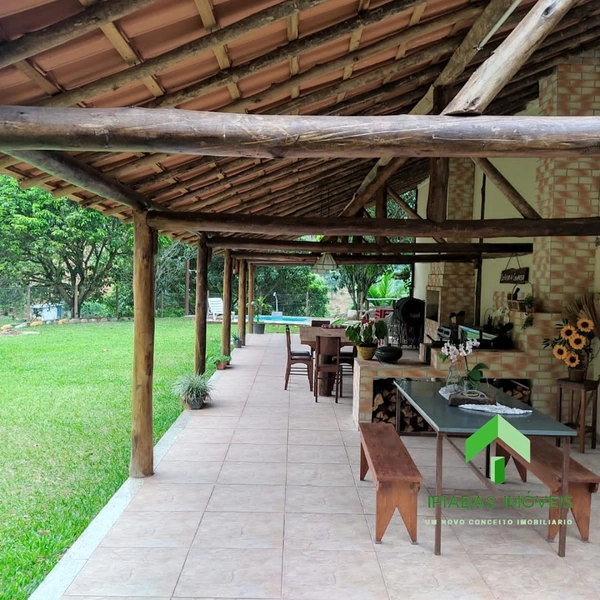 🌱 Sitio a venda em Ipiabas, Sede com 4 Quartos, 2 Suites, Piscina e Área Gourmet com 20.000 m2.: 1ª foto da galeria de imagens do imóvel