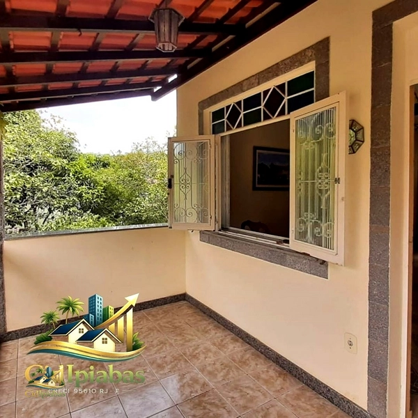 🌱 CASA À VENDA EM IPIABAS – 6 QUARTOS, VARANDA, SALÃO AMPLO E VISTA PARA O VERDE.: 13ª foto da galeria de imagens do imóvel