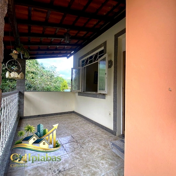 🌱 CASA À VENDA EM IPIABAS – 6 QUARTOS, VARANDA, SALÃO AMPLO E VISTA PARA O VERDE.: 21ª foto da galeria de imagens do imóvel