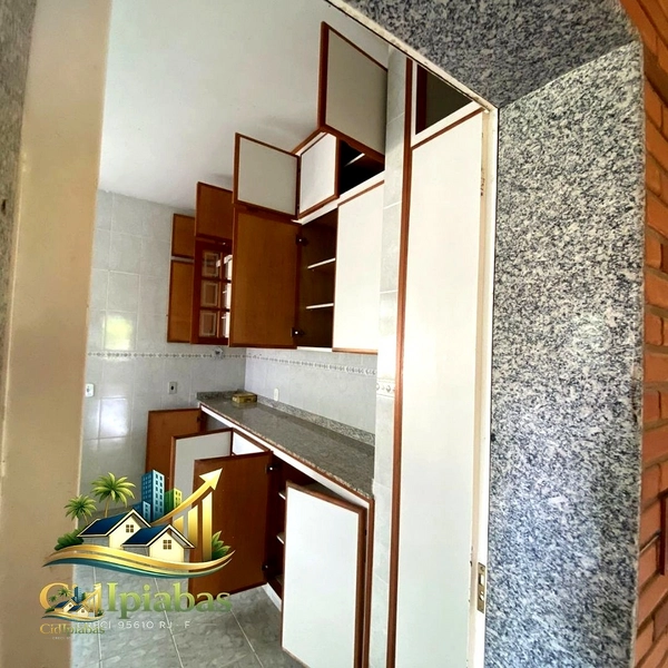 🌱 CASA À VENDA EM IPIABAS – 6 QUARTOS, VARANDA, SALÃO AMPLO E VISTA PARA O VERDE.: 30ª foto da galeria de imagens do imóvel