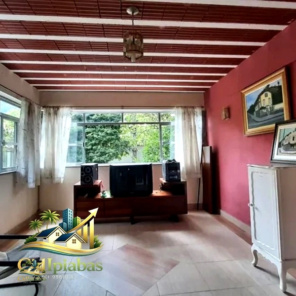 🌱 CASA À VENDA EM IPIABAS – 6 QUARTOS, VARANDA, SALÃO AMPLO E VISTA PARA O VERDE.: 15ª foto da galeria de imagens do imóvel