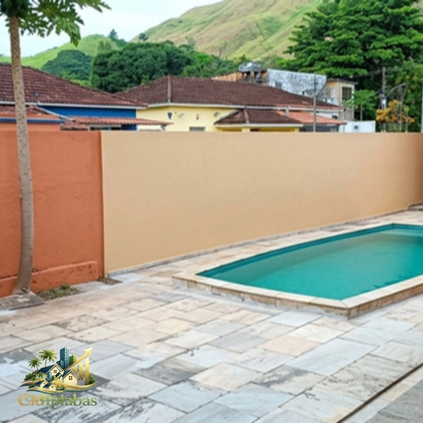 🏡 Casa à venda em Miguel Pereira com 4 quartos, piscina e vista para a natureza: 12ª foto da galeria de imagens do imóvel