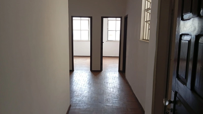 🌱 Apartamento de 2 quartos com 60 m2, no Centro de Barra do Piraí: 1ª foto da galeria de imagens do imóvel