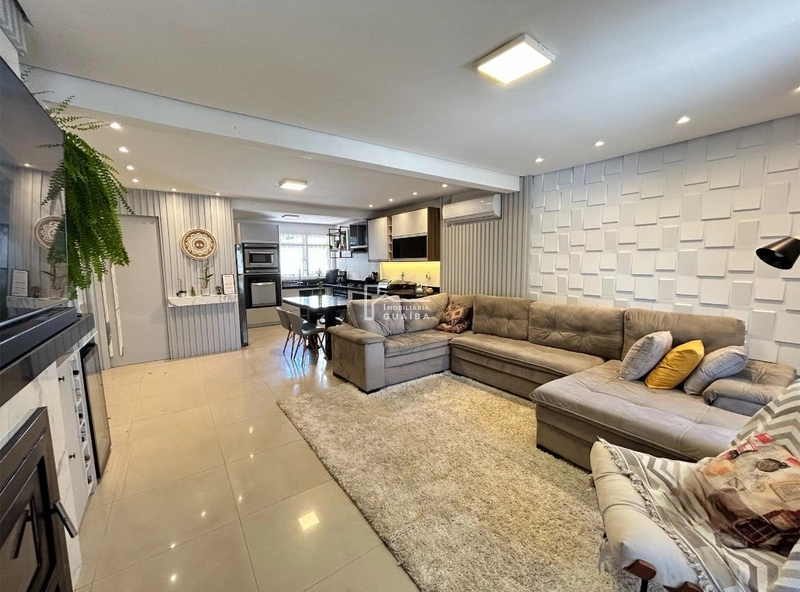 EXCELENTE CASA NO CENTRO!: 5ª foto da galeria de imagens do imóvel