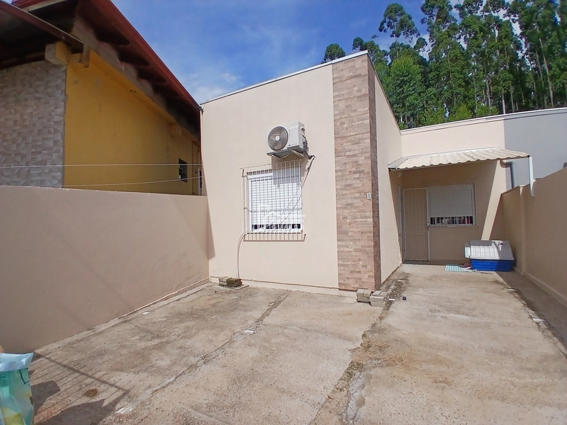 Casa com pátio individual .: 1ª foto da galeria de imagens do imóvel