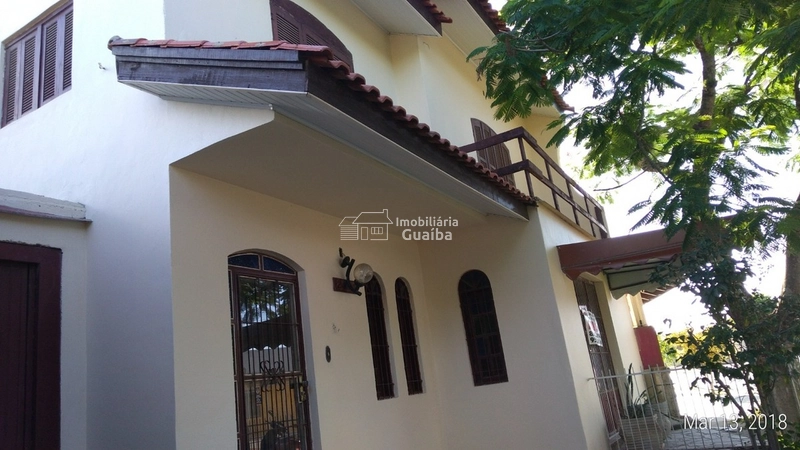 Casas em terreno de esquina!: 1ª foto da galeria de imagens do imóvel