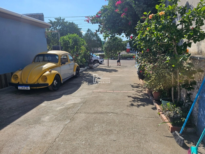 Casa em avenida com ponto comercial: 3ª foto da galeria de imagens do imóvel