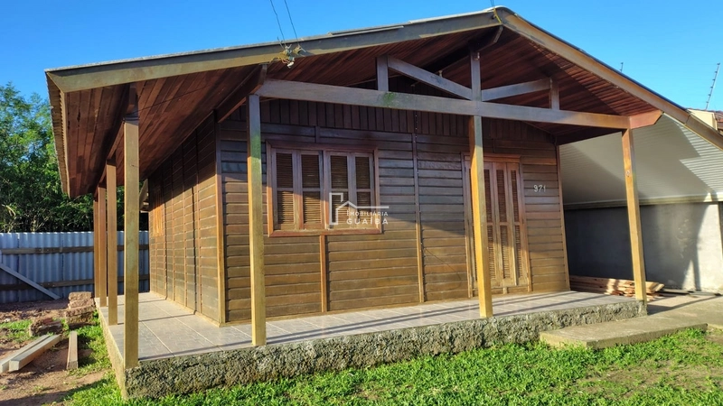 Bela casa de madeira á venda no bairro Jardim dos Lagos -Guaíba -RS: 29ª foto da galeria de imagens do imóvel