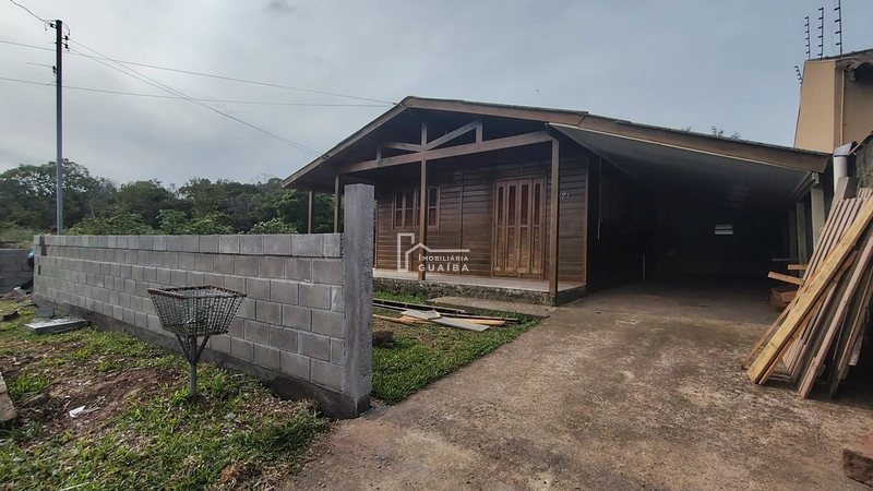 Bela casa de madeira á venda no bairro Jardim dos Lagos -Guaíba -RS: 20ª foto da galeria de imagens do imóvel