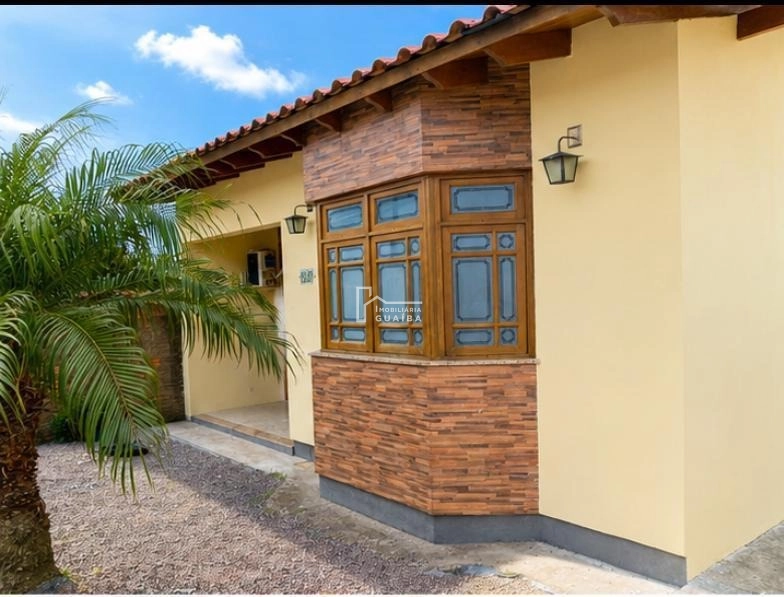 Casa com ótimo padrão construtivo!: 2ª foto da galeria de imagens do imóvel