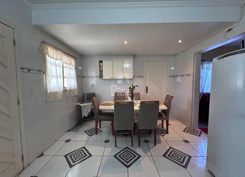 EXCELENTE CASA COM PISCINA.: 5ª foto da galeria de imagens do imóvel
