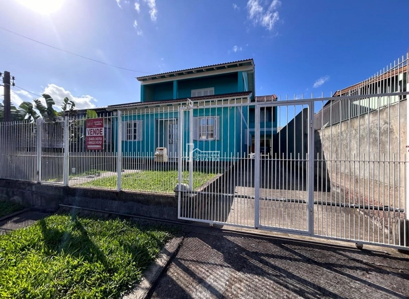 EXCELENTE CASA COM PISCINA.: 2ª foto da galeria de imagens do imóvel