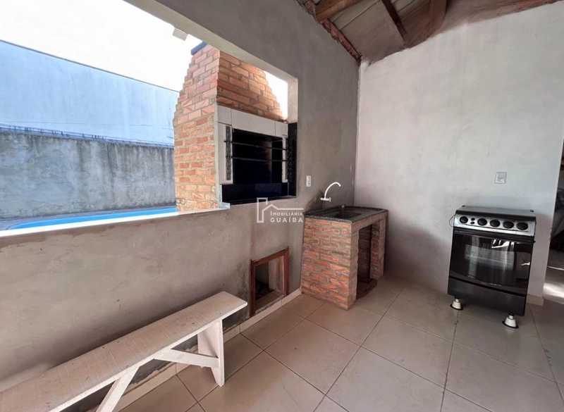 EXCELENTE CASA COM PISCINA.: 4ª foto da galeria de imagens do imóvel