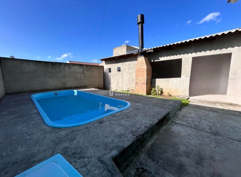 EXCELENTE CASA COM PISCINA.: 1ª foto da galeria de imagens do imóvel