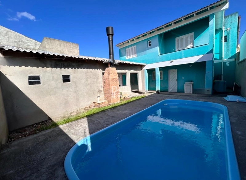 EXCELENTE CASA COM PISCINA.: 7ª foto da galeria de imagens do imóvel