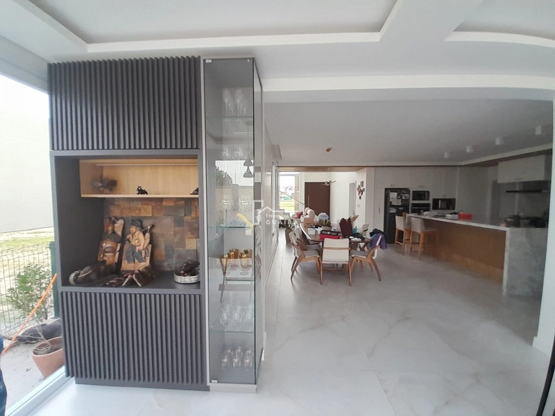 Bela casa em condomínio alto padrão: 11ª foto da galeria de imagens do imóvel