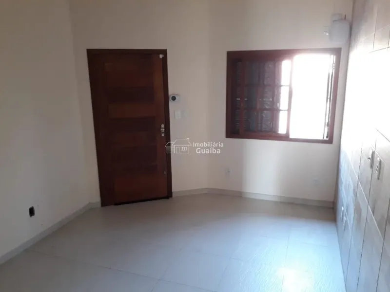 CASA COM  AMPLO PÁTIO - PARQUE 35: 10ª foto da galeria de imagens do imóvel