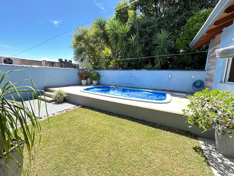 BELISSIMA CASA COM PISCINA!: 18ª foto da galeria de imagens do imóvel