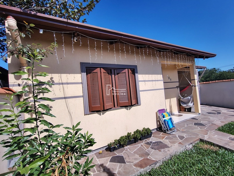Casa com 3 quartos e energia solar!: 1ª foto da galeria de imagens do imóvel