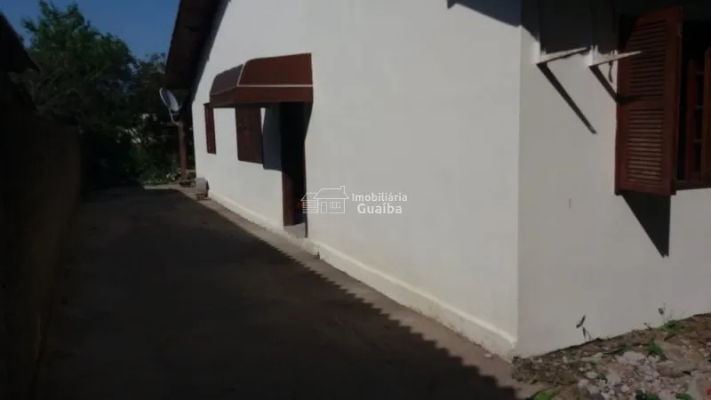 Casa em bairro arborizado: 1ª foto da galeria de imagens do imóvel