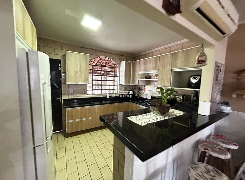 Casa com 4 Quartos sendo 2 Suítes –: 5ª foto da galeria de imagens do imóvel