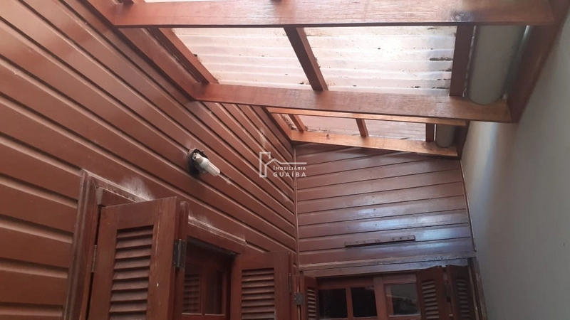 Casa no centro com sala comercial: 6ª foto da galeria de imagens do imóvel
