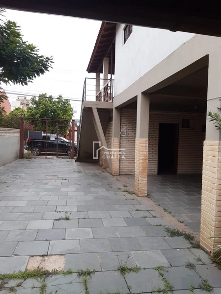 Casa no centro com sala comercial: 14ª foto da galeria de imagens do imóvel