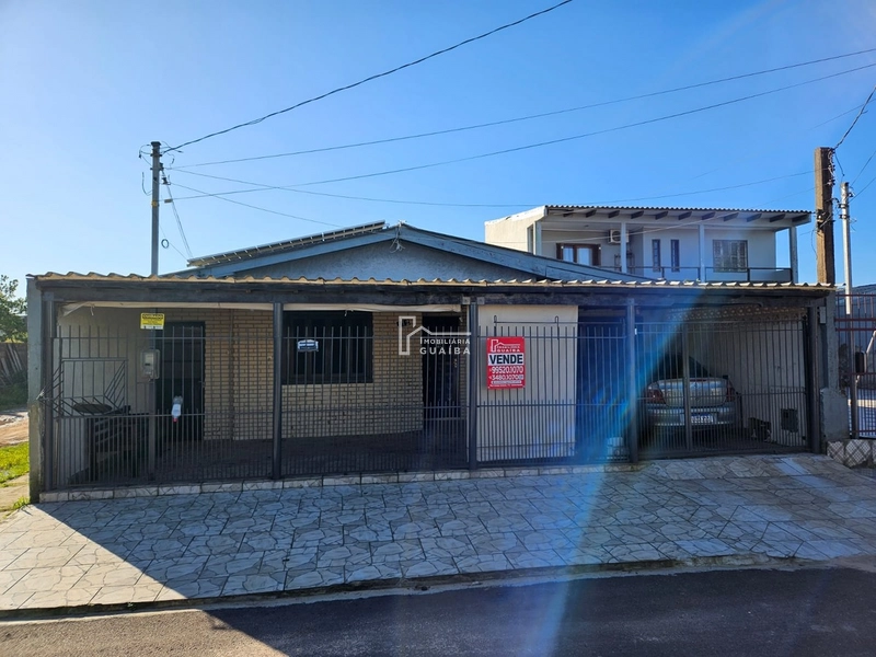 Linda residencia no bairro Cohab.: 1ª foto da galeria de imagens do imóvel