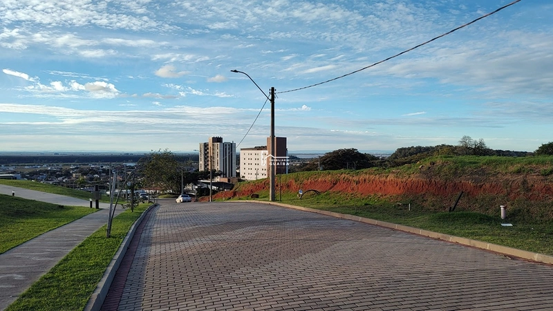 Terreno Com Vista Deslumbrante: 5ª foto da galeria de imagens do imóvel