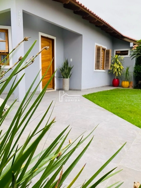 CASA COM PISCINA, BEM ACONCHEGANTE: 2ª foto da galeria de imagens do imóvel